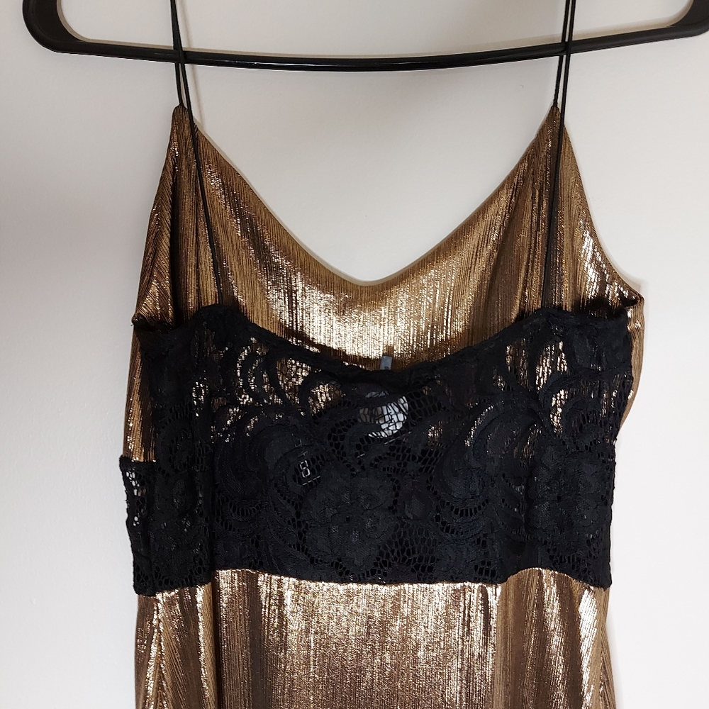 NWT Boohoo Night Metallic Gold Stretch Dress - Picture 8 of 11